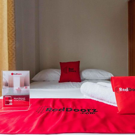 Reddoorz Near Naia Terminal 1 Otel Paranaque City Dış mekan fotoğraf