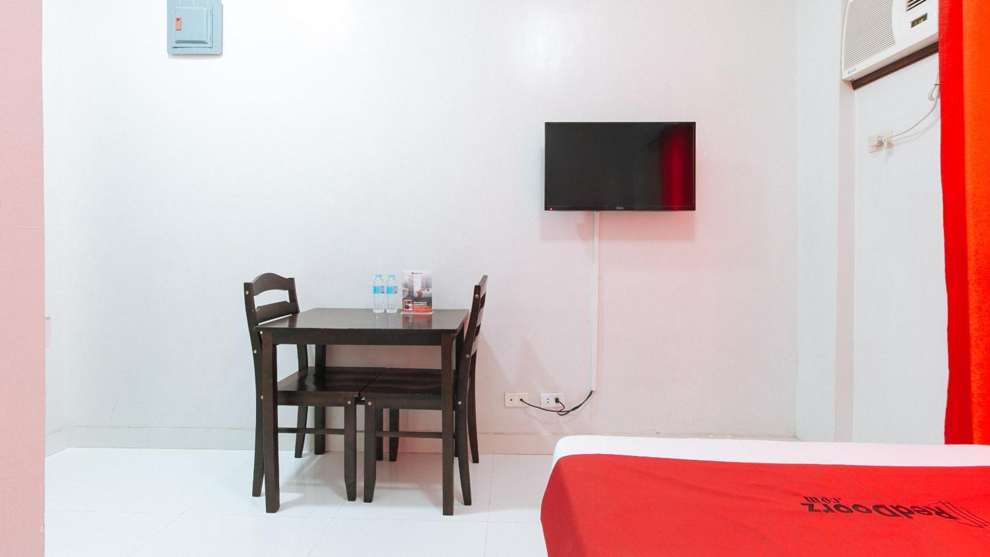 Reddoorz Near Naia Terminal 1 Otel Paranaque City Dış mekan fotoğraf