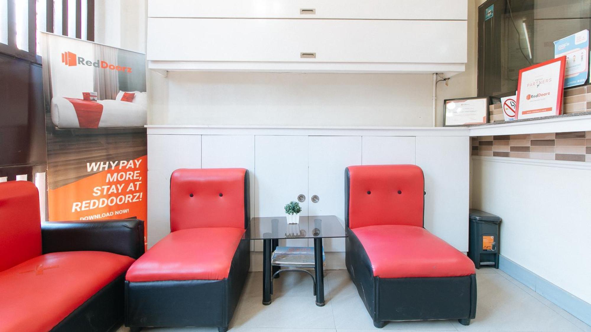 Reddoorz Near Naia Terminal 1 Otel Paranaque City Dış mekan fotoğraf